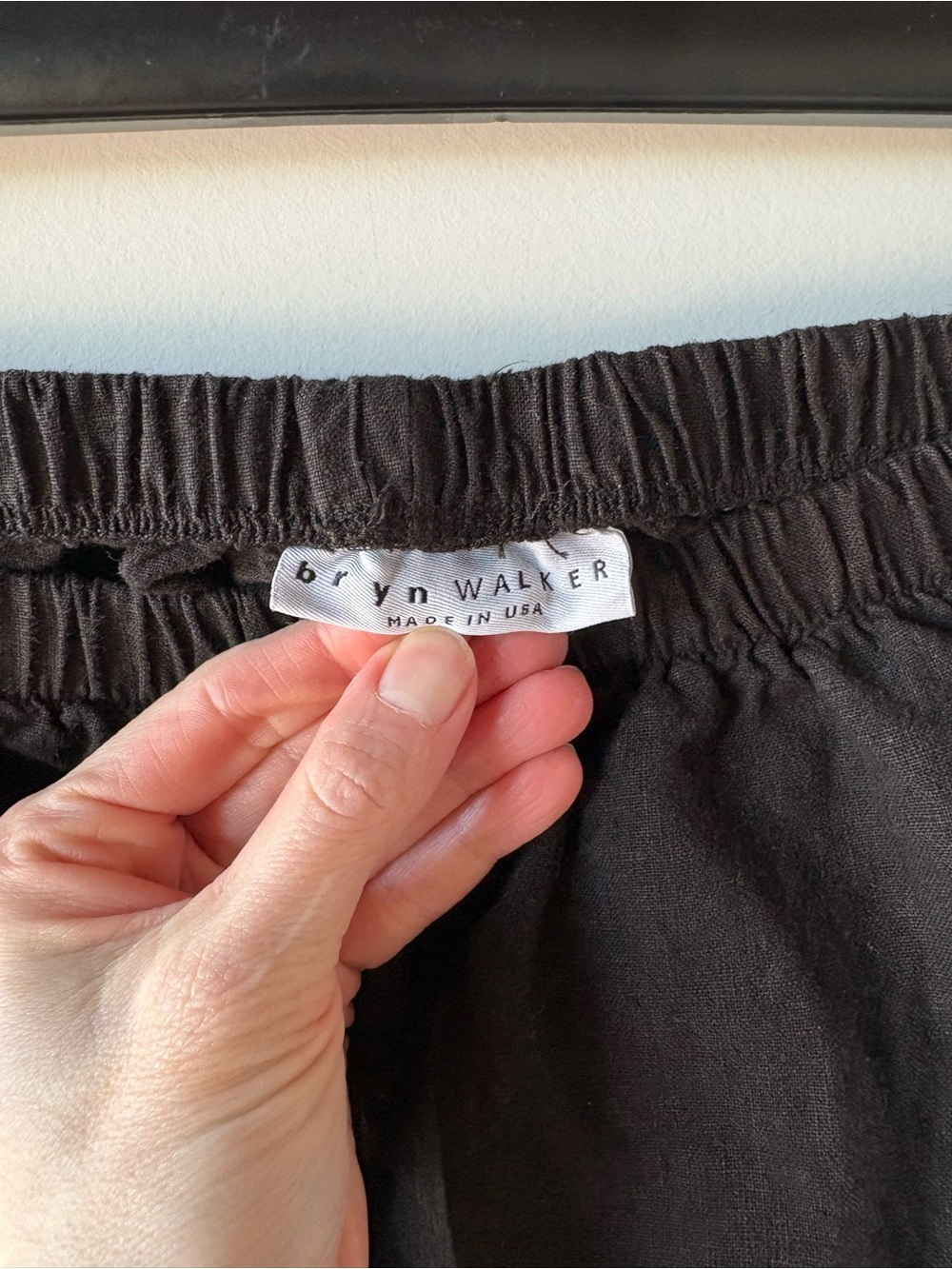 Bryn Walker Olivier Black Linen Lantern Pants Elastic Waist Crop Balloon Barrel - Picture 3 of 7